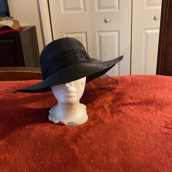 Navy blue hat with bow n back - Picture 3 of 8